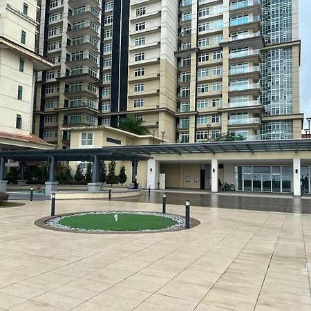 A.R Homestay Riverine Condominium Kuching Dış mekan fotoğraf